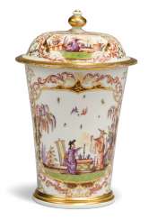 A MEISSEN PORCELAIN CHINOISERIE BEAKER AND COVER A MEISSEN PORCELAIN CHINOISERIE BEAKER AND COVER