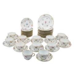 Кофейный сервиз MEISSEN ф. 11-12 человек 'цветочный рассеяния', 1860-1924 и позже. Кофейный сервиз MEISSEN ф. 11-12 человек 'цветочный рассеяния', 1860-1924 и позже.
