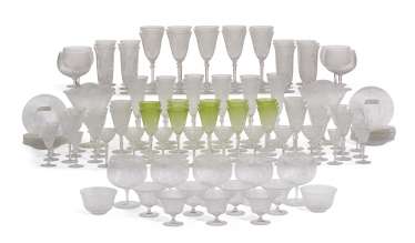 A CONTINENTAL CLEAR AND LIME-GREEN ENGRAVED AND MONOGRAMMED GLASS PART STEMWARE SERVICE A CONTINENTAL CLEAR AND LIME-GREEN ENGRAVED AND MONOGRAMMED GLASS PART STEMWARE SERVICE