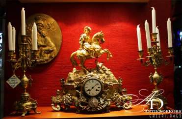 Mantel clock 19th century Mantel clock 19th century