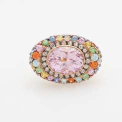 Ladies ring, m. occupied a kunzite Ladies ring, m. occupied a kunzite