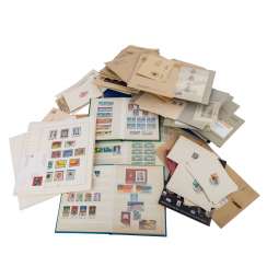 Europe - Petit Carton avec les Restes d'une Livraison. Europe - Petit Carton avec les Restes d'une Livraison.