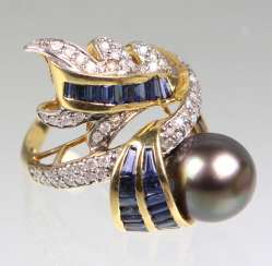 Design Ring with Tahitian pearl, sapphire's & diamonds - yellow gold/WG 750 Design Ring with Tahitian pearl, sapphire's & diamonds - yellow gold/WG 750
