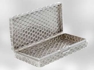 La boîte: très belle vintage en or Blanc-Boîte, Schnupftabakdose ou Cigarillo-Étui, en Or 18 carats La boîte: très belle vintage en or Blanc-Boîte, Schnupftabakdose ou Cigarillo-Étui, en Or 18 carats