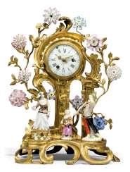 A LOUIS XV ORMOLU-MOUNTED AND MEISSEN PORCELAIN STRIKING MANTEL CLOCK A LOUIS XV ORMOLU-MOUNTED AND MEISSEN PORCELAIN STRIKING MANTEL CLOCK
