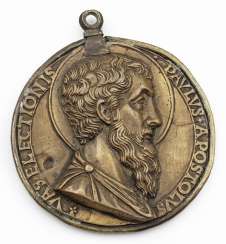 Rare Renaissance Bronze medal with the effigies Rare Renaissance Bronze medal with the effigies