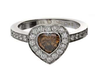 Ring: high-quality, formerly very expensive gold wrought ring with diamond heart, surrounded by fine diamonds, 18K white gold Ring: high-quality, formerly very expensive gold wrought ring with diamond heart, surrounded by fine diamonds, 18K white gold