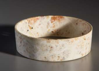 A UP TO A WALL THICKNESS OF ONLY 1 MM HOLLOWED-OUT BANGLE BRACELET ZHUO A UP TO A WALL THICKNESS OF ONLY 1 MM HOLLOWED-OUT BANGLE BRACELET ZHUO