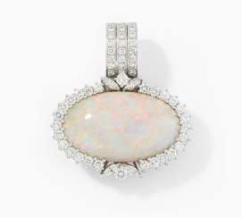 Opal-Diamant-Anhänger Opal-Diamant-Anhänger