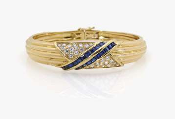Bangle bracelet with sapphires and diamonds Bangle bracelet with sapphires and diamonds