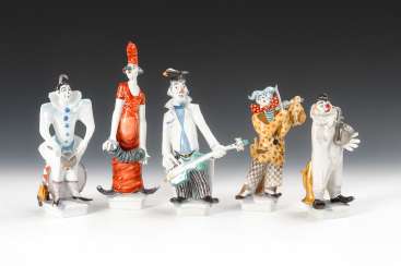 5 Clowns as a musician, Meissen. 5 Clowns as a musician, Meissen.