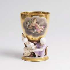 Gold-plated Cup with a fine putt painting Gold-plated Cup with a fine putt painting