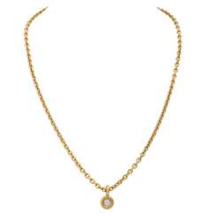 Solitaire pendant on a massive anchor chain, Solitaire pendant on a massive anchor chain,
