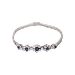 Armband bes. mit 36 Brillanten, zusammen ca. 2,15 ct, (graviert), Armband bes. mit 36 Brillanten, zusammen ca. 2,15 ct, (graviert),