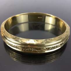 Fancy and heavy bangle bracelet: yellow gold 585, engraved, handmade. Fancy and heavy bangle bracelet: yellow gold 585, engraved, handmade.