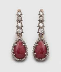 Couple russe Rubis-boucles d'oreille de baisse Couple russe Rubis-boucles d'oreille de baisse