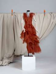 ALEXA CHUNG'S 'MELANCHOLY DANCE' RUST SILK ORGANZA DRESS ALEXA CHUNG'S 'MELANCHOLY DANCE' RUST SILK ORGANZA DRESS