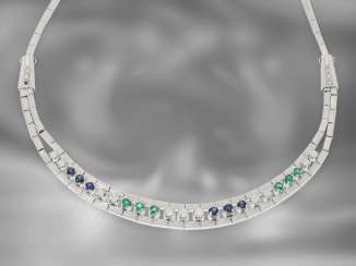 Necklace: interesting vintage necklace with diamonds, sapphires and emeralds, 1.8 ct in total, 18K white gold Necklace: interesting vintage necklace with diamonds, sapphires and emeralds, 1.8 ct in total, 18K white gold