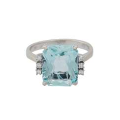 Ring with eisblauem aquamarine, approx. of 5.2 ct Ring with eisblauem aquamarine, approx. of 5.2 ct