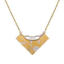 Chain and pendant with diamonds Chain and pendant with diamonds