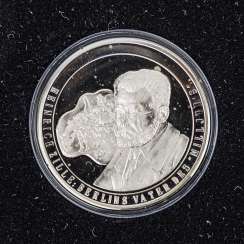 Medals, fine silver 750 years of Berlin in 2 caskets, Medals, fine silver 750 years of Berlin in 2 caskets,
