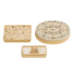 SET OF THREE SNUFFBOXES SET OF THREE SNUFFBOXES