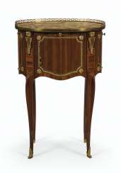 A LATE LOUIS XV ORMOLU-MOUNTED BOIS SATINE AND AMARANTH OCCASIONAL TABLE A LATE LOUIS XV ORMOLU-MOUNTED BOIS SATINE AND AMARANTH OCCASIONAL TABLE