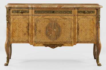 Large Louis XVI sideboard Large Louis XVI sideboard