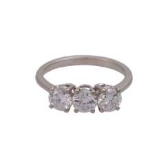 Ring with 3 diamonds together approx 1.2 ct, Ring with 3 diamonds together approx 1.2 ct,