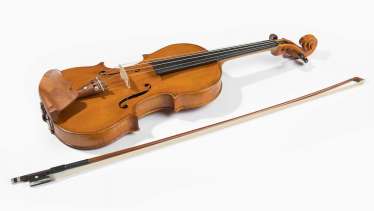 Violin with bow Violin with bow