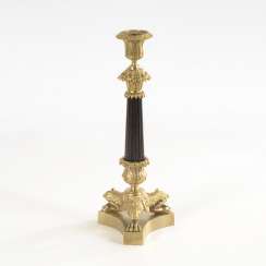 Bronze candlesticks with paw feet Bronze candlesticks with paw feet