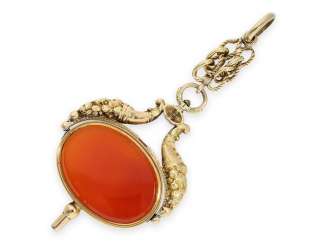 Watch key: large French gold key with the signet, France, around 1820 Watch key: large French gold key with the signet, France, around 1820