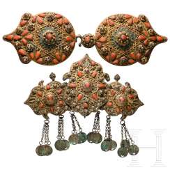 Two coral-set, gilded belt clasps, Ottoman, around 1860 Two coral-set, gilded belt clasps, Ottoman, around 1860