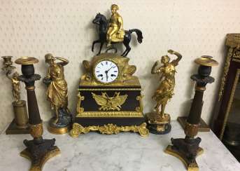 Mantel clock Napoleon, the beginning of the XIX century Mantel clock Napoleon, the beginning of the XIX century