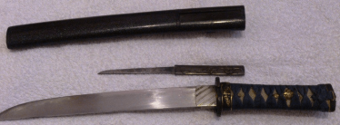 A Japanese dagger Tanto XIX-th century A Japanese dagger Tanto XIX-th century