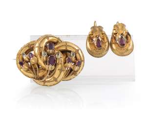 Biedermeier-brooch and Pair of earrings Biedermeier-brooch and Pair of earrings