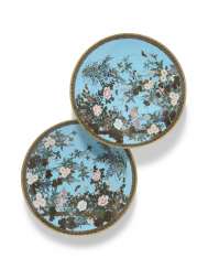 A PAIR OF JAPANESE TURQUOISE-GROUND CLOISONNE ENAMEL CHARGERS A PAIR OF JAPANESE TURQUOISE-GROUND CLOISONNE ENAMEL CHARGERS