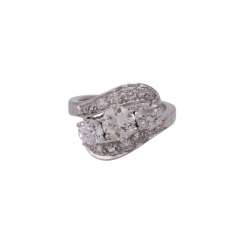 Ring with 3 old European cut diamonds, together CA. 2 ct Ring with 3 old European cut diamonds, together CA. 2 ct