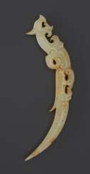 KNOT OPENER IN THE FORM OF DRAGON – COUNTERPART TO THE DRAGON IN THE ROYAL NANYUE PECTORAL KNOT OPENER IN THE FORM OF DRAGON – COUNTERPART TO THE DRAGON IN THE ROYAL NANYUE PECTORAL