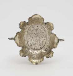 Nuremberg, 1661 - 1664, Jerome Peller . Fruit bowl Nuremberg, 1661 - 1664, Jerome Peller . Fruit bowl
