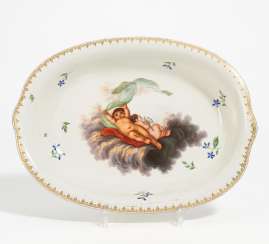 Oval porcelain bowl with two putti Oval porcelain bowl with two putti