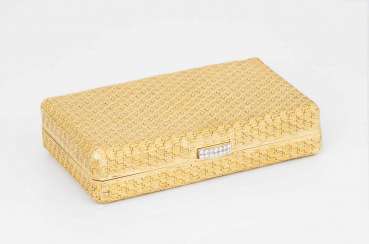 *Evening bag *Evening bag