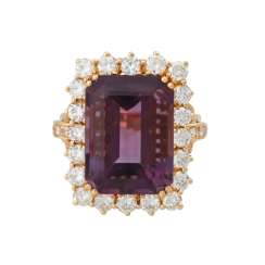 Ring with 20 brilliant-cut diamonds, together approx 1.7 ct, Ring with 20 brilliant-cut diamonds, together approx 1.7 ct,