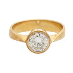 Engagement ring with 1 diamond approximately 0.9 ct, Engagement ring with 1 diamond approximately 0.9 ct,