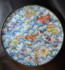 Large Asian cloisone plate with multicoloured enamel decorated with dragons Large Asian cloisone plate with multicoloured enamel decorated with dragons