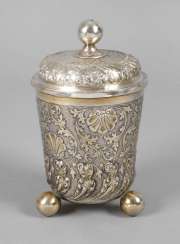 Large ball footed beaker with lid Large ball footed beaker with lid