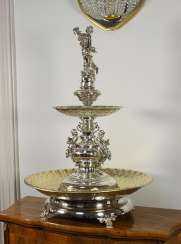 A magnificent centrepiece in the Form of a table fountain. A magnificent centrepiece in the Form of a table fountain.