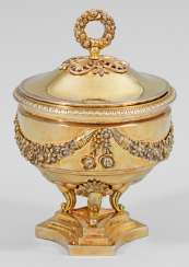 Small Biedermeier-Lid Vessel Small Biedermeier-Lid Vessel