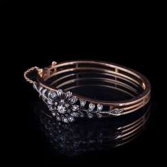 Gold bracelet with old-cut diamond and diamonds Gold bracelet with old-cut diamond and diamonds