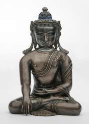 Very rare Buddha Shakyamuni, made of silver with copper deposits Very rare Buddha Shakyamuni, made of silver with copper deposits